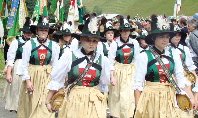 2008-07-20-DSC00676-BatFestVals2008.jpg - Bataillonsfest 2008 in Vals, Foto Zach Josef