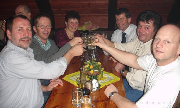 2008-01-25_03-TirolerBeimHeurigen.jpg - 26.1.2008 - Tirolerball in Wien. Beim Heurigen.