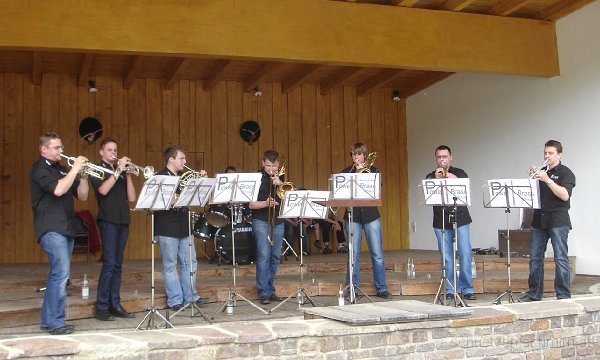 2008-06-01_DSC06887-PowerBrassSchmirn.jpg - 1.6.2008 - Die Show- und Unterhaltungsband Power Brass Schmirn.
