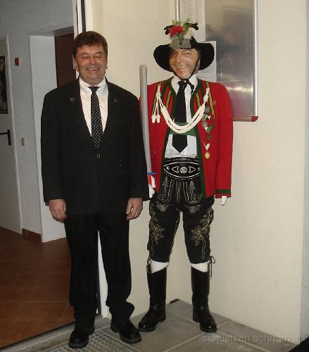 2009-03-28-DSC07032-Doppelfranz60.jpg - Wir gratulieren unserem Hauptmann Franz Mader zum 60. Geburtstag.