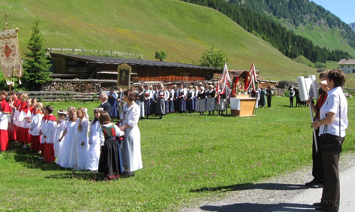 IMG_0052-ProzessionSchmirn.JPG - Foto: Ernst Jenewein, Juni 2009